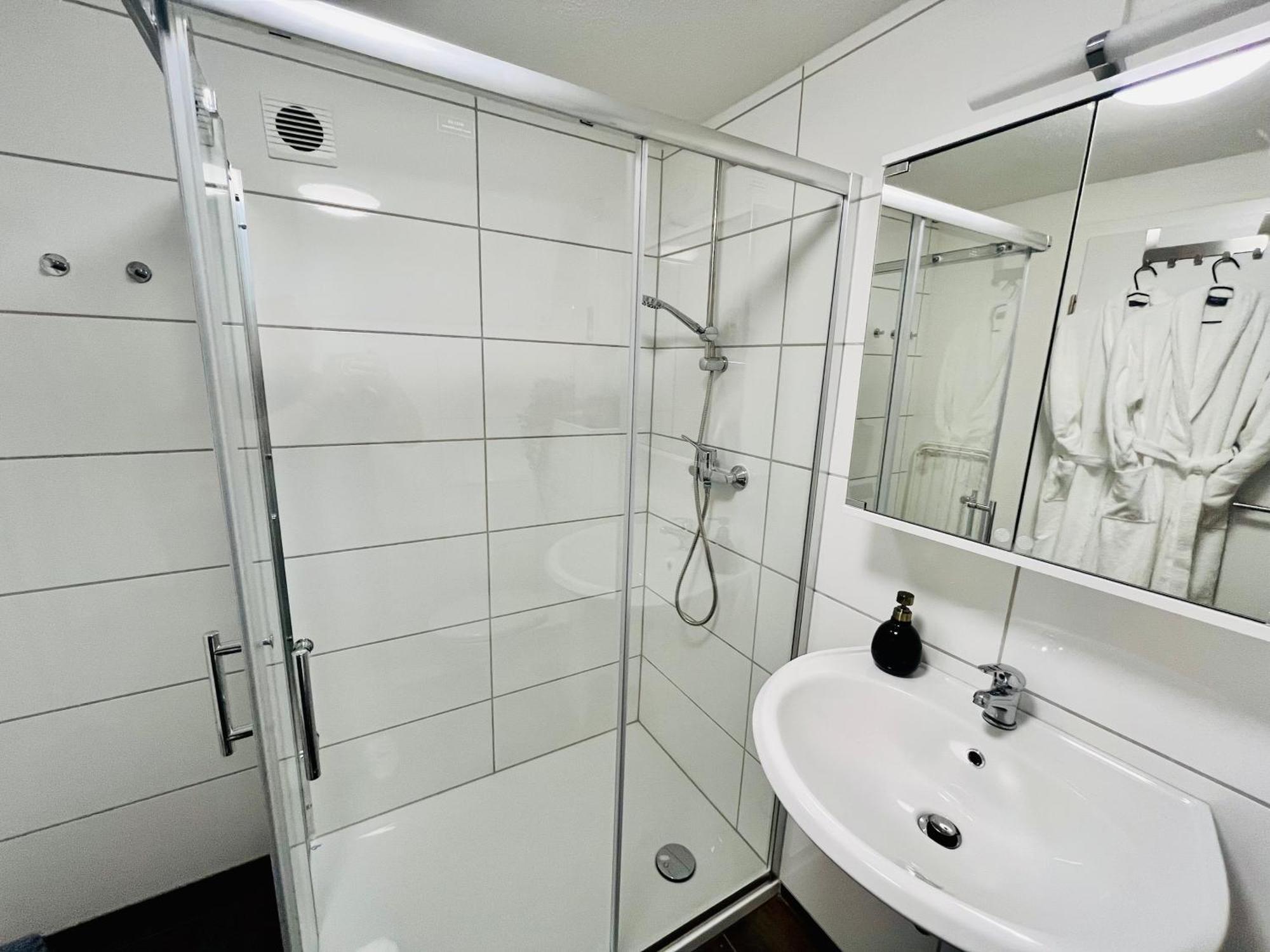 Aycatcherhomes - Top Lage I Zentral I Altstadt Marburg I Naehe Fluss Lahn I Wlan I Parterre Boutique Apartment Orion Esterno foto